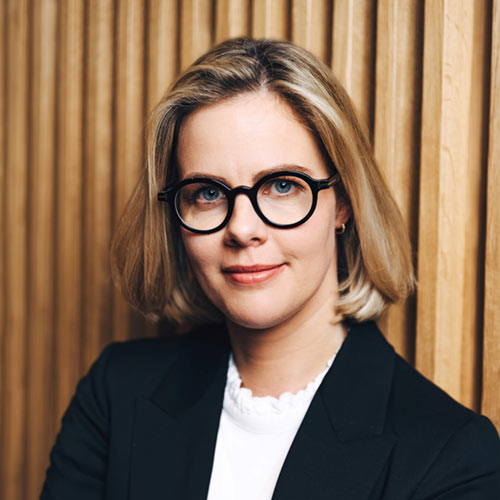 Porträtfoto von Dr. Sarah J. Becker