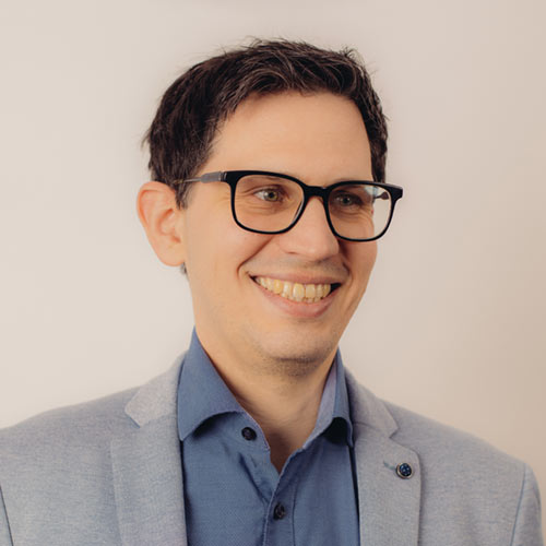 Porträtfoto von Dr. Jan Mellert
