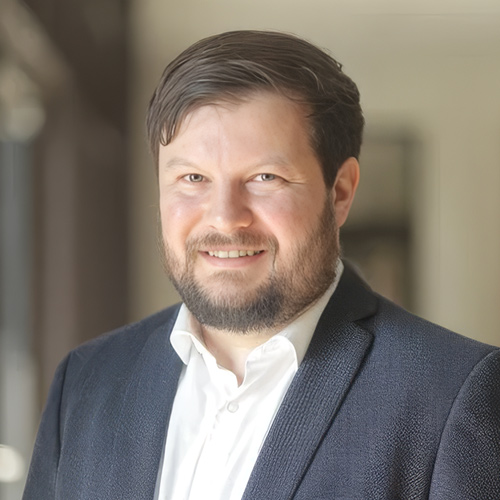 Porträtfoto von Dr. Karol Kempa