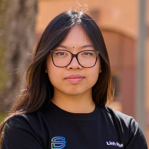 Porträtfoto von Linh Pham