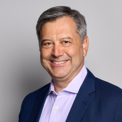 Porträtfoto von Dr. Axel Rosch